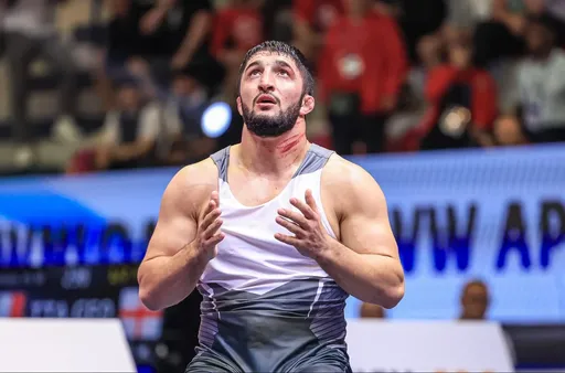 Россиянин Садулаев завоевал золото на чемпионате Европы по борьбе в Албании