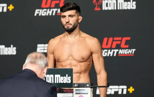 Царукян: я должен стать чемпионом UFC до 37 лет