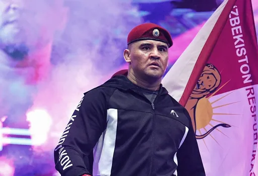 Боец из Узбекистана Нуфтиллаев проиграл сербу Леке в рамках Dana White's Contender Series
