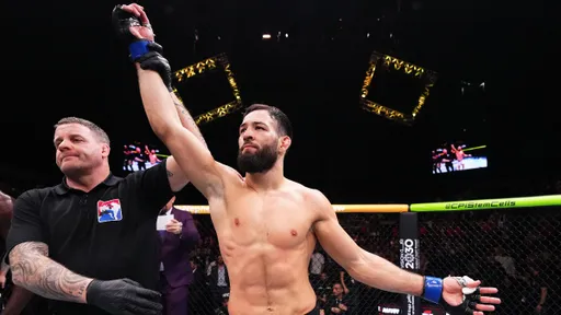 Имавов победил Борральо в главном бою турнира UFC Fight Night 258