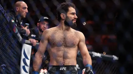 Таджикистанец Наимов победил австралийца Офли на UFC Fight Night 250
