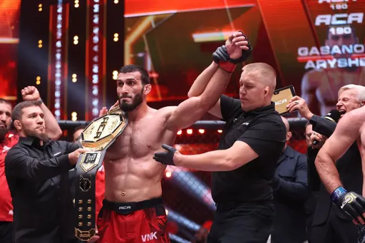 Работал охранником и мечтал об Олимпиаде, а теперь пришел в UFC за поясом: кто такой Магомедрасул Гасанов