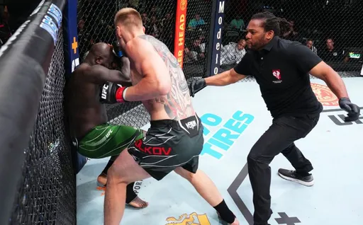 Волков прокомментировал победу над Розенстрайком на UFC Vegas 56