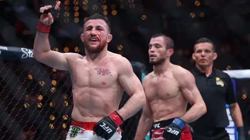 Чемпион UFC Двалишвили попал в топ-5 рейтинга P4P