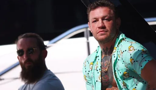 Хельвани считает, что Макгрегор может провести бой весной на турнире UFC 300