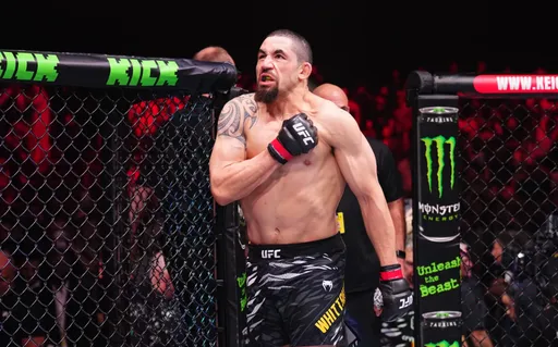 Уиттакер готов переключиться на бокс после ухода из UFC