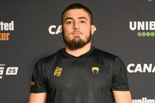 Уроженец Чечни Яхьяев получил контракт с UFC, нокаутировав соперника на Dana White's Contender Series