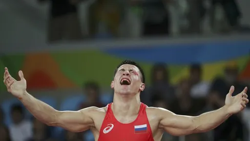 Стали известны результаты турнира PWL-4: Власов проиграл Махмудову
