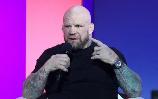Монсон заявил, что проведет бой по правилам кикбоксинга 29 ноября в Молдавии