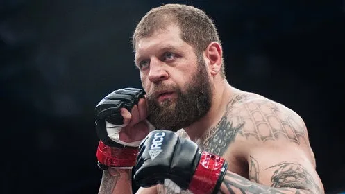 Александр Емельяненко начал подготовку к следующему поединку