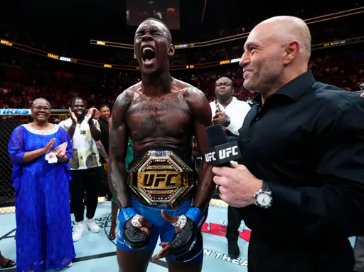 Адесанья намерен стать двойным чемпионом UFC
