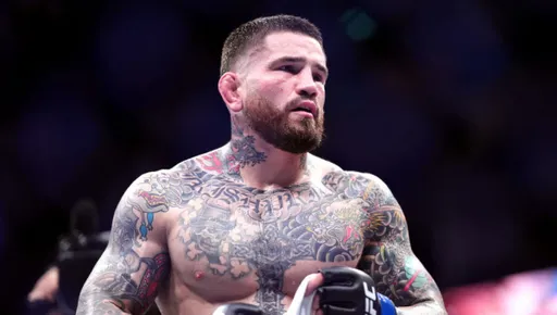 Брэди уверен, что Гэрри не заслуживает драться за титул