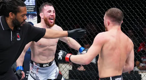 Чемпион UFC Двалишвили готов провести реванш с Петром Яном
