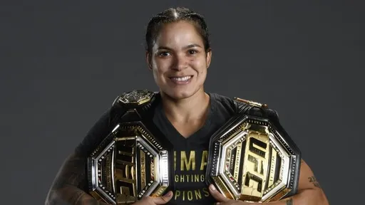Бойцы UFC в соцсетях отреагировали на завершение карьеры Нуньес