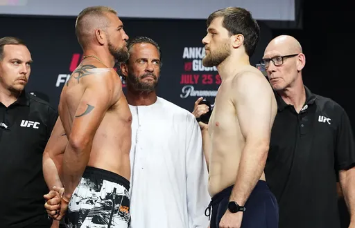 Россиянин Магомед Саидов с победы дебютировал в UFC, нокаутировав американца Джейкоби в Абу-Даби