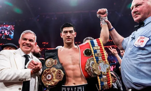 RCC и Matchroom пришли к соглашению по титульному бою Бивола и Смита