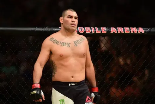 Бывший чемпион UFC Веласкес: в тюрьме я научился ценить в жизни каждую мелочь