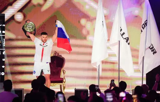 Вадим Немков задушил Каппелоццу на турнире PFL vs. Bellator: Champions