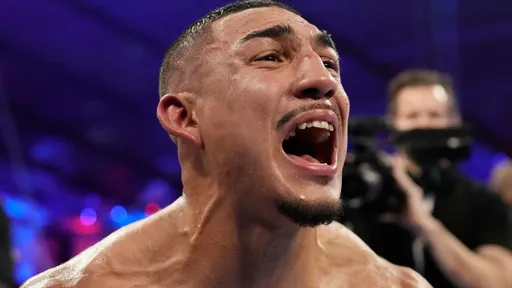 Чемпион мира по версии WBO Лопес планирует провести следующий бой в апреле или июне