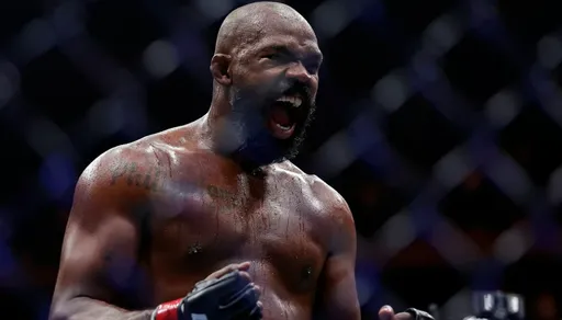Джонс отреагировал на то, что не смог обойти Махачева в рейтинге P4P UFC