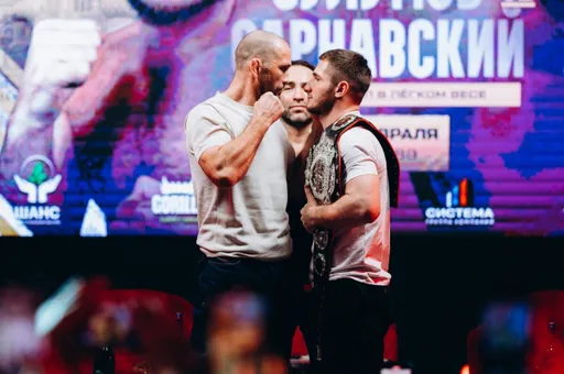 Сарнавский победил Сулумова и завоевал титул AMC Fight Nights в легком весе