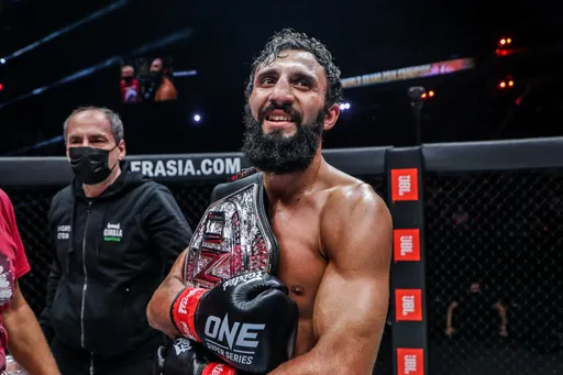 Чемпион ONE Аллазов планирует покинуть лигу