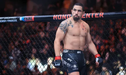 Бывший чемпион UFC Уиттакер намерен вернуться в октагон в июне