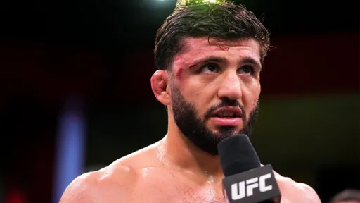 Сидельников: жалко и обидно за Царукяна, в UFC его сейчас убрали на второй план