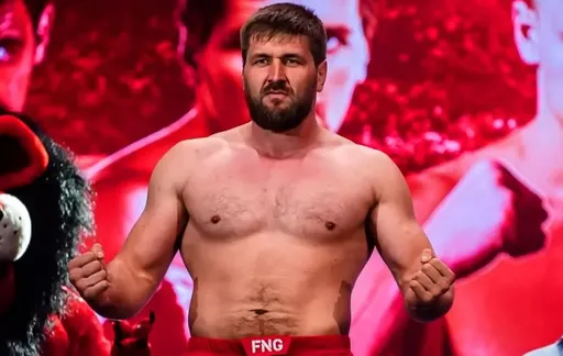 Минаков объяснил, почему примет бой с соотечественниками Немковым и Молдавским