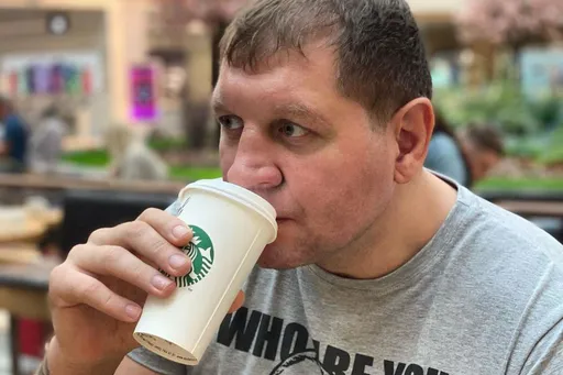 Александр Емельяненко: в бою с Коваленко меня засудили, как Петра Яна и Магомеда Анкалаева