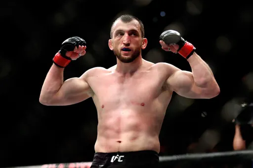 Боец UFC Салихов: нет желания драться в среднем весе