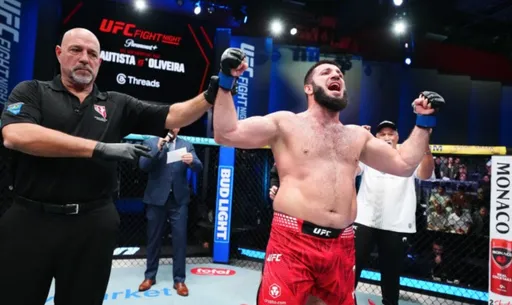Бой россиянина Куниева перенесен на турнир UFC в Абу-Даби