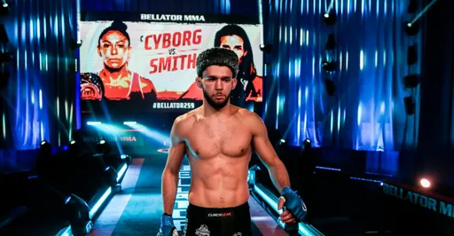Россиянин Шаблий рассказал, когда может перейти в UFC