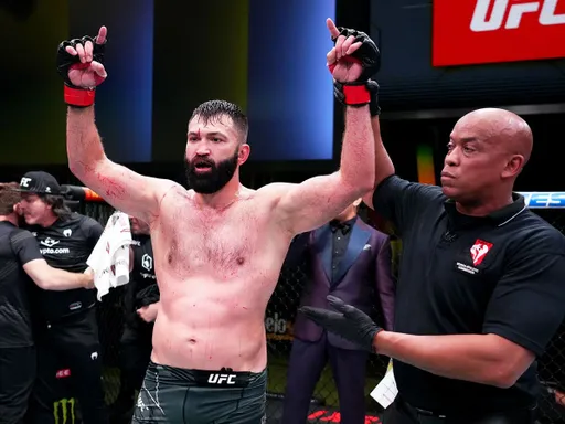 Орловский рассказал о желании стать чемпионом UFC перед завершением карьеры