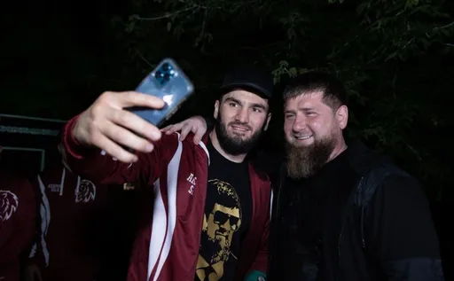 Артур Бетербиев поблагодарил Рамзана Кадырова за теплый прием