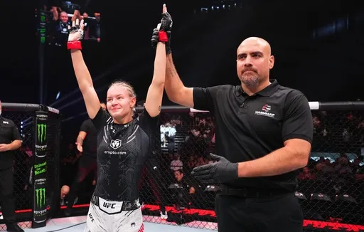 «Shaman развеял мои предрассудки». Дудакова – о смене дивизиона в UFC, Маваши, Роузи и «палках» Царукяна