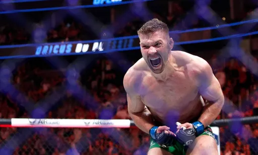 Чемпион UFC Дю Плесси сделал громкое заявление о реванше со Стриклендом