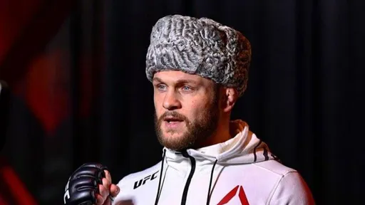 Физиев дал прогноз на возможный бой Оливейра – Махачев