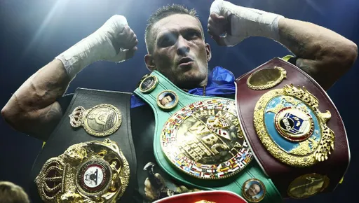 Менеджер Усика прокомментировал решение украинца отказаться от титула IBF