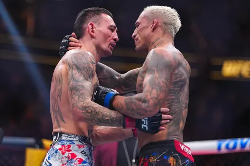 Гонорары участников турнира UFC 326: Холлоуэй проиграл Оливейре, но заработал больше всех