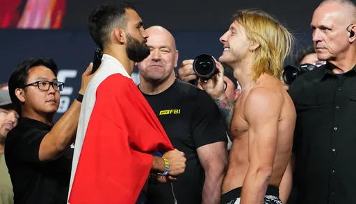 Топурия оценил шансы Пимблетта в бою против Сен-Дени на турнире UFC 329