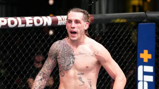 Аллен ответил чемпиону UFC Дю Плесси: я тебя разделаю