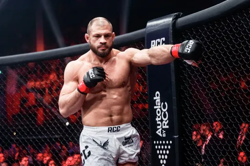 Штырков и Петросян проведут бой 16 августа на турнире RCC Fair Fight 32