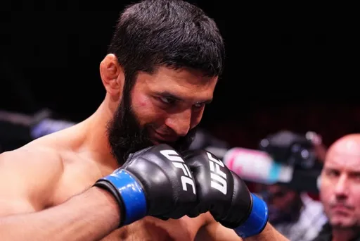 Чимаев: сколько лет в UFC, а люди все еще говорят, что я просто хайп