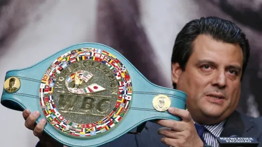 Президент WBC ответил Биволу, раскритиковавшему позицию организации в отношении к россиянам
