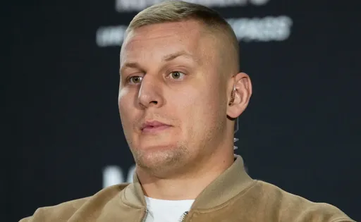 Россиянин Павлович потребовал титульный бой после победы на турнире UFC в Макао