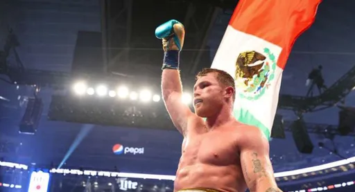 Сауль Альварес признан лучшим боксером года по версии WBC