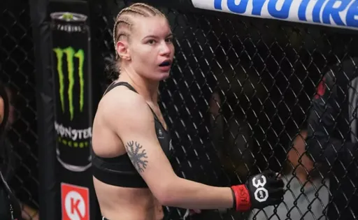 Дудакова после дебютной победы в UFC рассказала, благодаря кому выбилась в люди