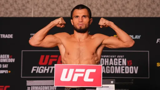 Хабиб заявил, что Умар Нурмагомедов выступит в главном бою турнира UFC