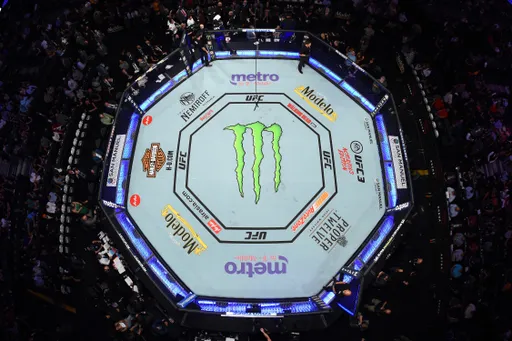 Fanatics Collectibles будет выпускать коллекционные карточки UFC